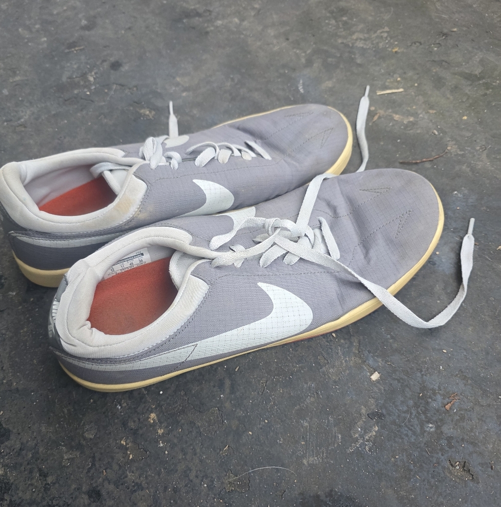 Nike Eric Shoes